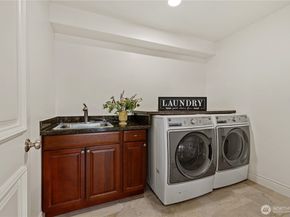 413 174th Place NE, Bellevue WA 98008