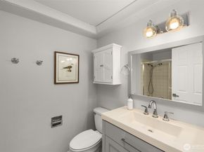 9416 NE 143rd Street, Kirkland WA 98034