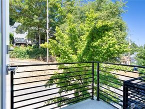 1546 Sturgus Avenue S, Seattle WA 98144