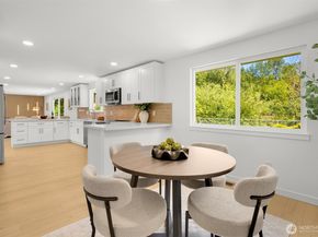 1816 Riverview Drive NE, Auburn WA 98002