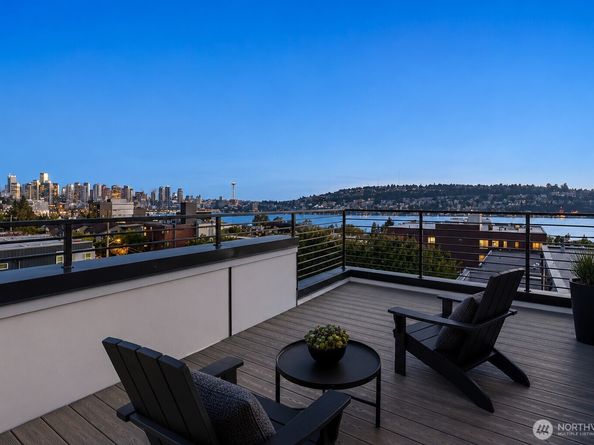 2328 B Franklin Avenue E, Seattle WA 98102
