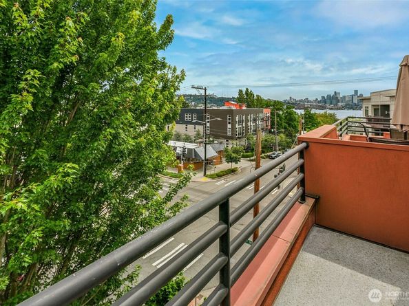 3401 Wallingford Avenue N 401, Seattle WA 98103