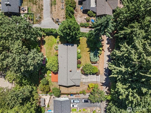 19064 10th Avenue NE, Poulsbo WA 98370