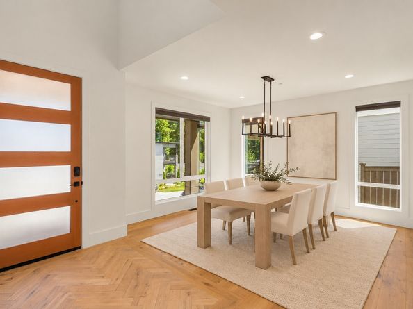 11327 113th Place NE, Kirkland WA 98033