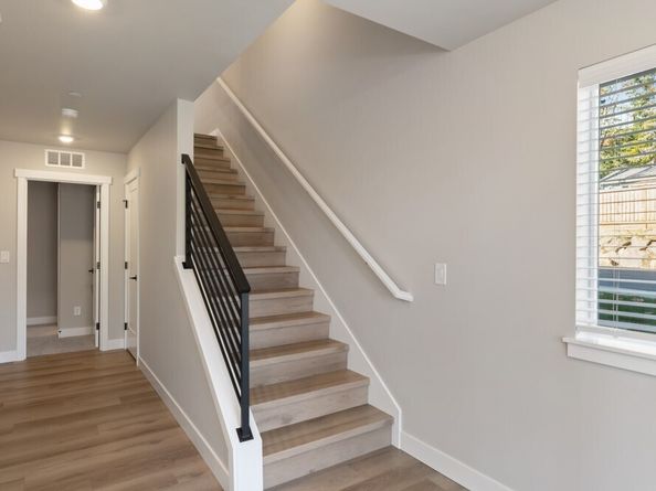 6609 S 128th Street, Seattle WA 98178