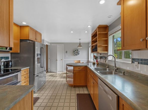 2517 Helena Lane, Everett WA 98208
