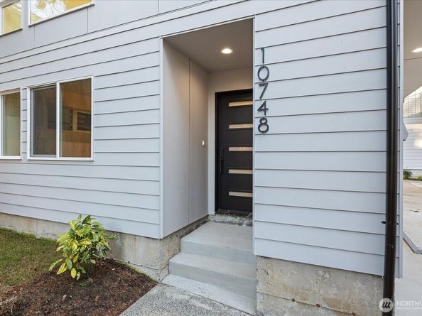 10748 Interlake Avenue N, Seattle WA 98133