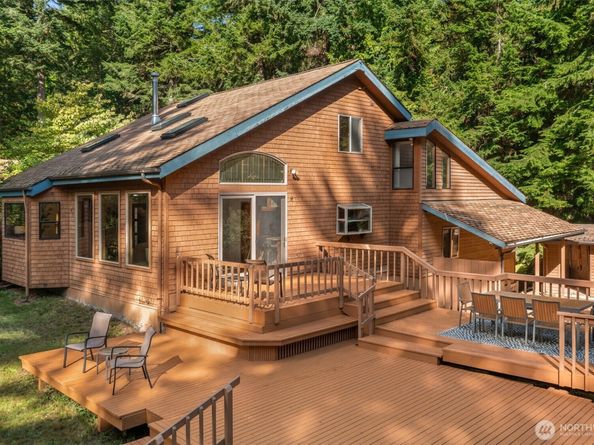 20506 Old Mill Road SW, Vashon WA 98070