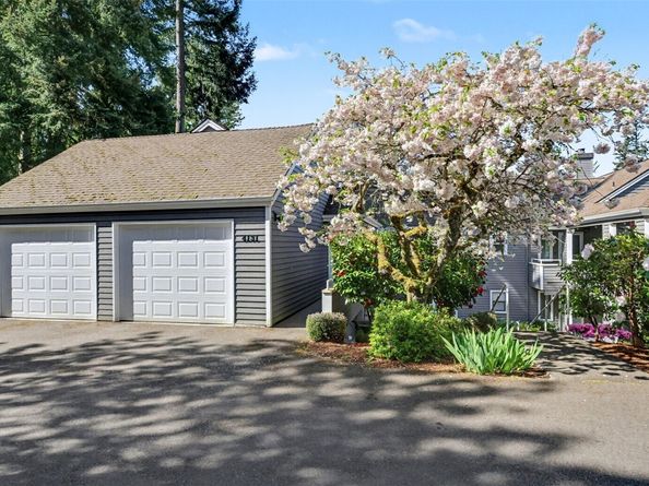 4131 221st Place SE 2095, Issaquah WA 98029
