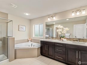 19817 11th Drive SE, Bothell WA 98012