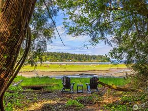 9720 NE Lofgren Road, Bainbridge Island WA 98110