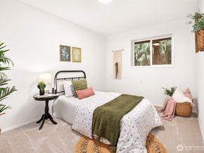 15727 Cascadian Way, Bothell WA 98012