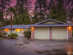 15727 Cascadian Way, Bothell WA 98012