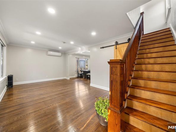 539 Hillside Street, Ridgefield NJ 07657