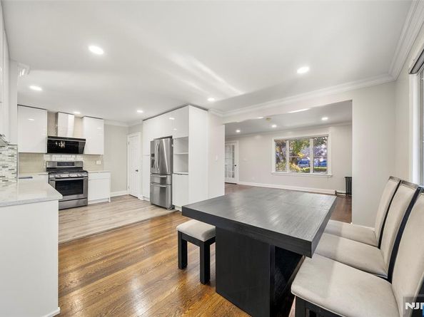 539 Hillside Street, Ridgefield NJ 07657