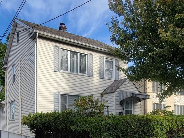 539 Hillside Street, Ridgefield NJ 07657