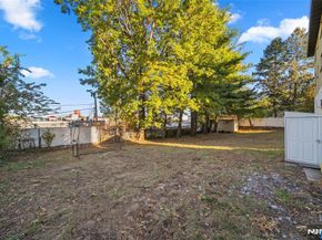 539 Hillside Street, Ridgefield NJ 07657