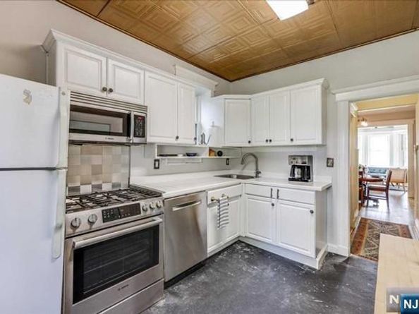 530 Liberty Avenue, Jersey City NJ 07307