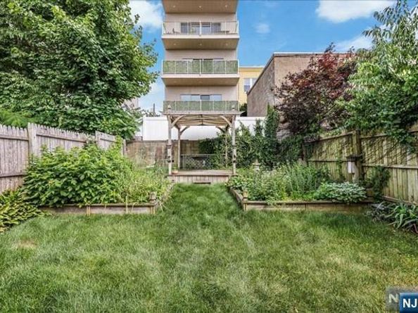 530 Liberty Avenue, Jersey City NJ 07307