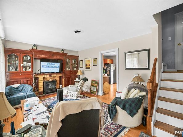 735 Clark Avenue, Ridgefield NJ 07657