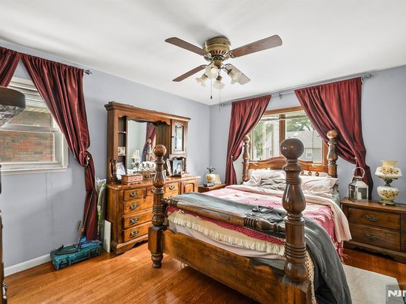 735 Clark Avenue, Ridgefield NJ 07657