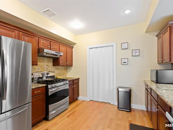 530 64th Street, West New York NJ 07093