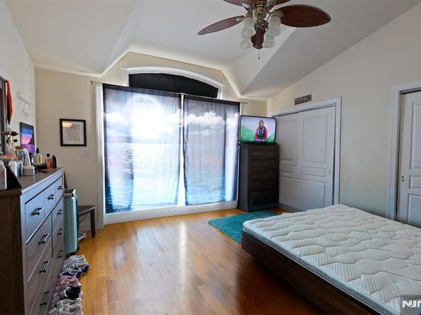 530 64th Street, West New York NJ 07093