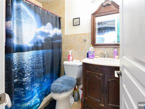 530 64th Street, West New York NJ 07093
