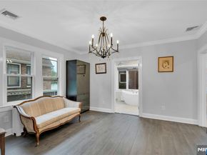 571 Monroe Place, Ridgefield NJ 07657