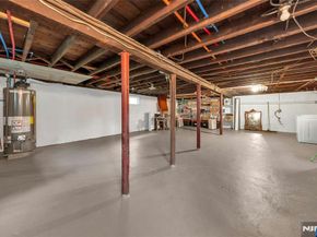 571 Monroe Place, Ridgefield NJ 07657