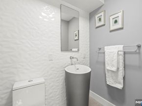1076 River Road, Edgewater NJ 07020