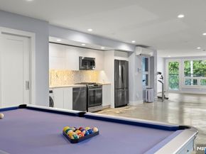 1076 River Road, Edgewater NJ 07020