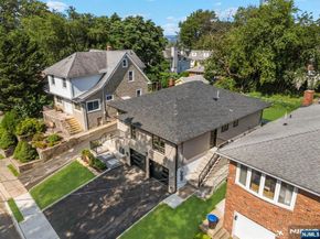 1087 Kingsland Lane, Fort Lee NJ 07024