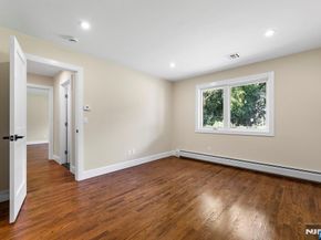 1087 Kingsland Lane, Fort Lee NJ 07024