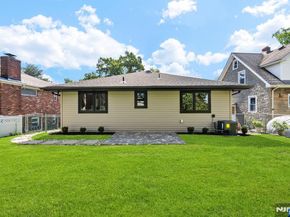 1087 Kingsland Lane, Fort Lee NJ 07024