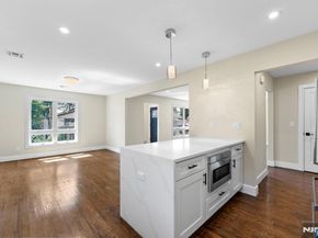 1087 Kingsland Lane, Fort Lee NJ 07024