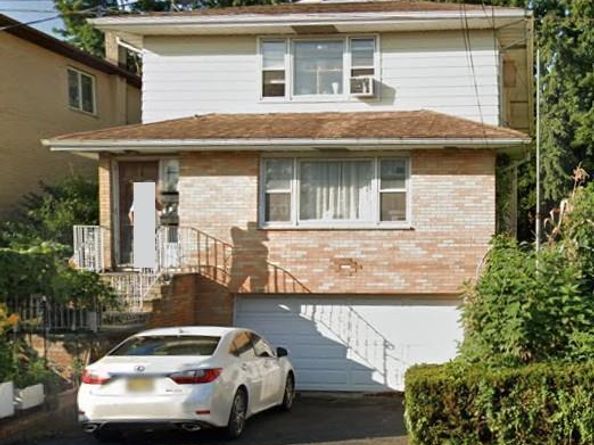 422 Myrtle Avenue, Fort Lee NJ 07024