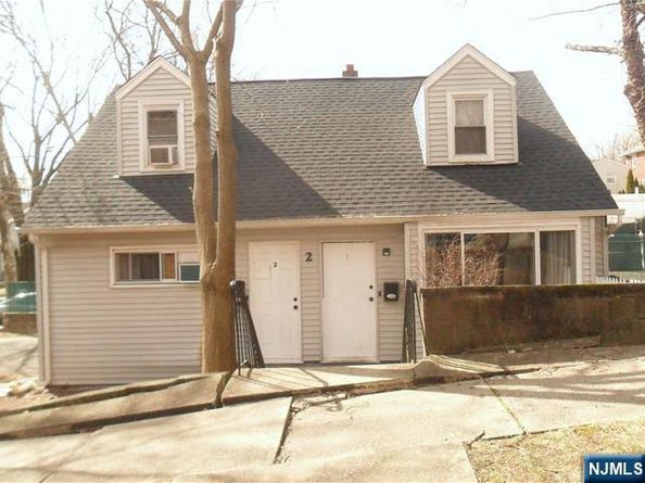 2 Elizabeth Street, Ridgefield NJ 07657
