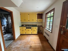 323 Bridge Plaza, Fort Lee NJ 07024