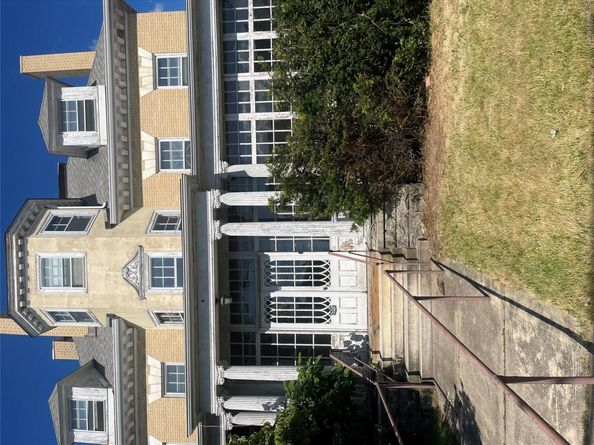 165 Summit Avenue, Mount Vernon NY 10550