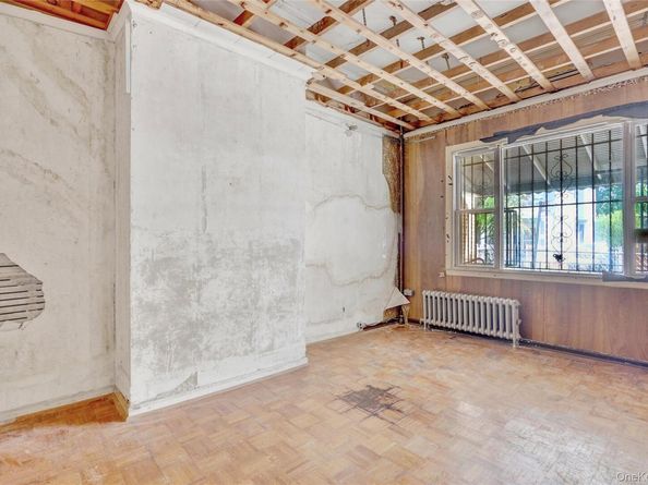 8 Van Siclen Avenue, Brooklyn NY 11207
