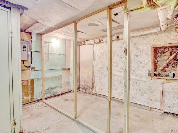 8 Van Siclen Avenue, Brooklyn NY 11207