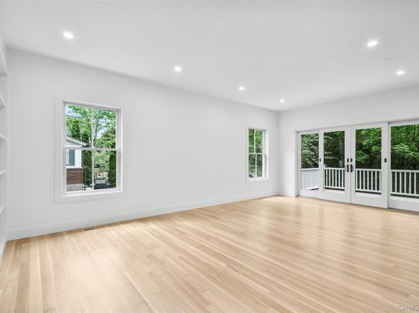 247 Nelson Road, Scarsdale NY 10583