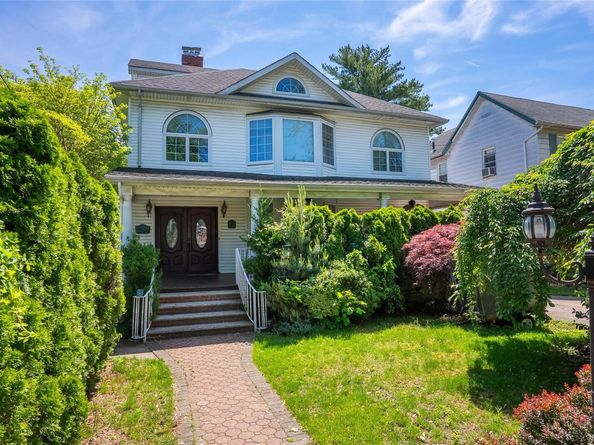 3225 155th Street, Flushing NY 11354