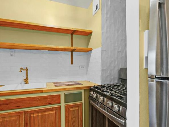 2015 Saint Paul Avenue 3H, Bronx NY 10461