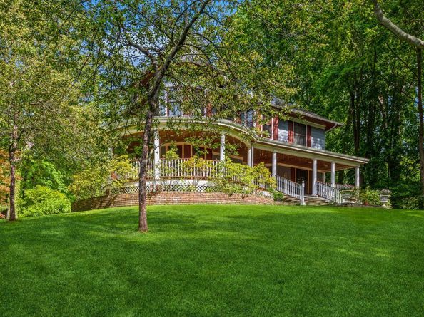 110 Red Spring Lane, Glen Cove NY 11542