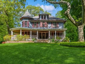 110 Red Spring Lane, Glen Cove NY 11542