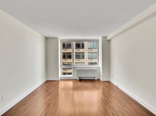 120 Riverside Boulevard 10T, New York (Manhattan) NY 10069