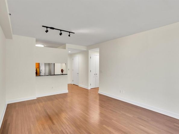 120 Riverside Boulevard 10T, New York (Manhattan) NY 10069