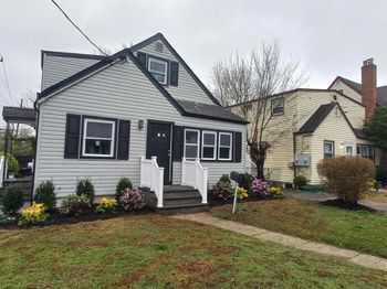 3 Hampton Road